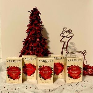 Yardley of London- Limited Edition Cinnamon Swirl & Frosted Cranberry